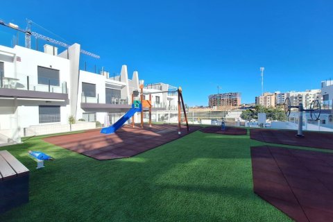 Аренда дома в Сан-Мигель-де-Салинас, Аликанте, Испания 77м2 №147735 - фото 17