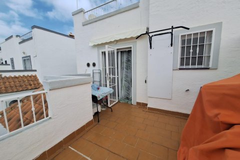 Аренда квартиры в Аликанте, Испания 1 спальня, 76м2 №147732 - фото 18