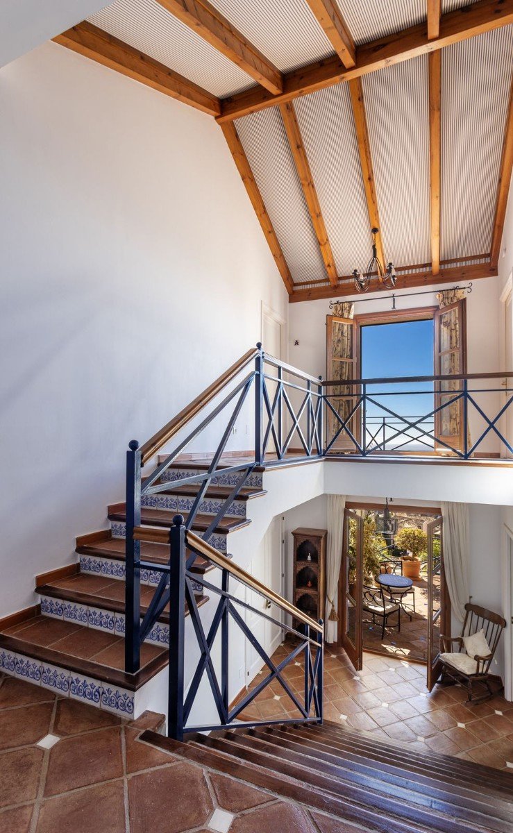 Villa El Madronal, Malaga, Spānijā 7 istabas, 1050 m2 Nr. 195216