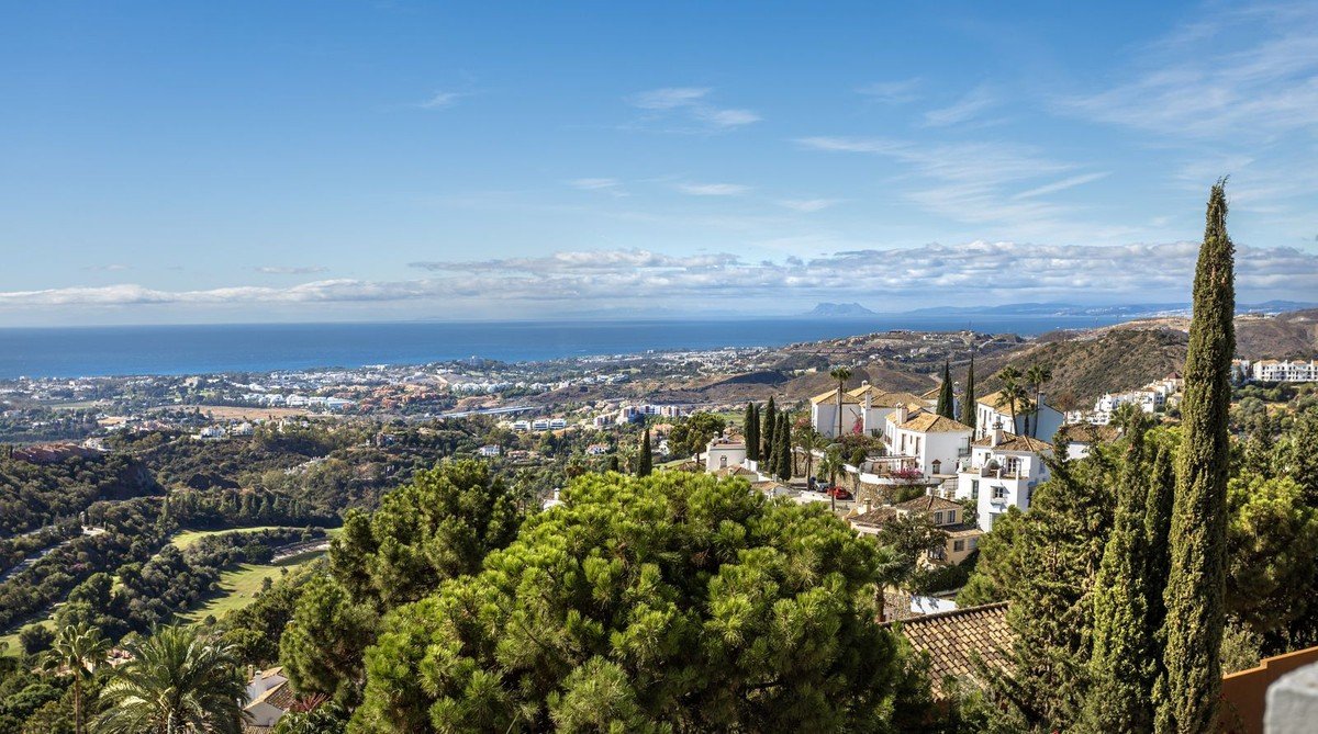 Villa El Madronal, Malaga, Spānijā 7 istabas, 1050 m2 Nr. 195216