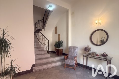 Huvila myytävänä La Canonja, Tarragona, Espanja, 5 makuuhuonetta, 408 m2 No. 193542 - kuva 4