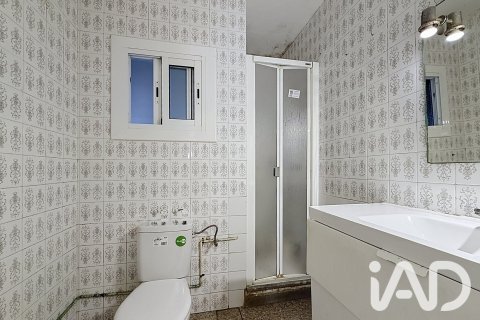 Huoneisto myytävänä Vilanova i la Geltru, Barcelona, Espanja, 4 makuuhuonetta, 91 m2 No. 193537 - kuva 16