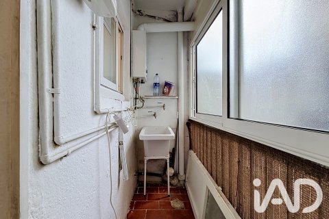 Huoneisto myytävänä Vilanova i la Geltru, Barcelona, Espanja, 4 makuuhuonetta, 91 m2 No. 193537 - kuva 30