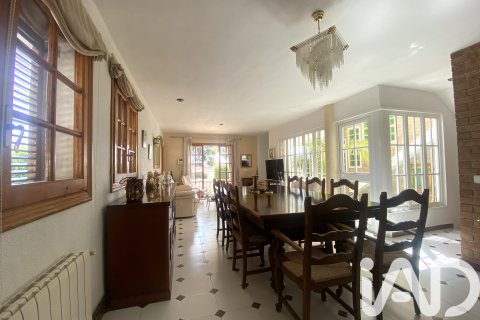House for sale in Els Pallaresos, Tarragona, Spain 3 bedrooms, 258 sq.m. No. 172480 - photo 12