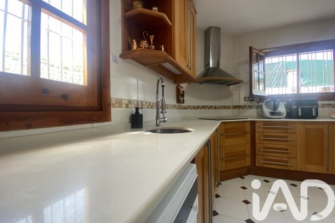 House for sale in Els Pallaresos, Tarragona, Spain 3 bedrooms, 258 sq.m. No. 172480 - photo 10