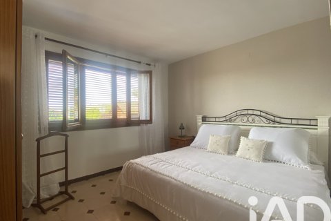 House for sale in Els Pallaresos, Tarragona, Spain 3 bedrooms, 258 sq.m. No. 172480 - photo 23