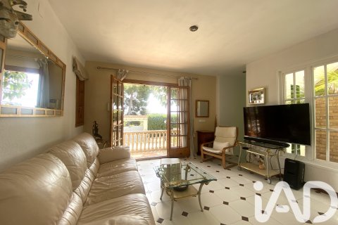 House for sale in Els Pallaresos, Tarragona, Spain 3 bedrooms, 258 sq.m. No. 172480 - photo 11
