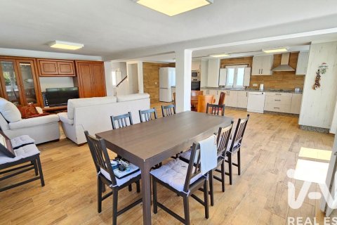 House à vendre à Neda, A Coruna, Espagne, 5 chambres, 352 m2 No. 172474 - photo 29