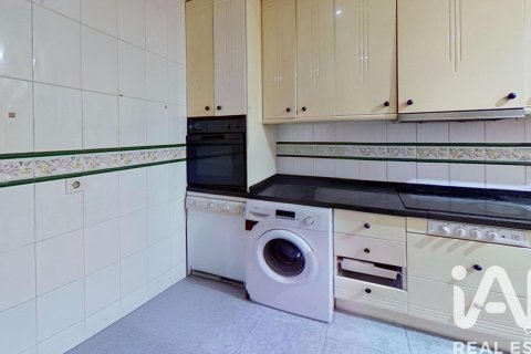 Apartment for sale in Alicante, Spain 3 bedrooms, 107.4 sq.m. No. 172475 - photo 17