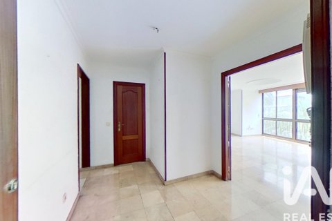 Apartment for sale in Alicante, Spain 3 bedrooms, 107.4 sq.m. No. 172475 - photo 3