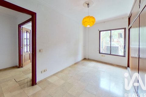Apartment for sale in Alicante, Spain 3 bedrooms, 107.4 sq.m. No. 172475 - photo 7