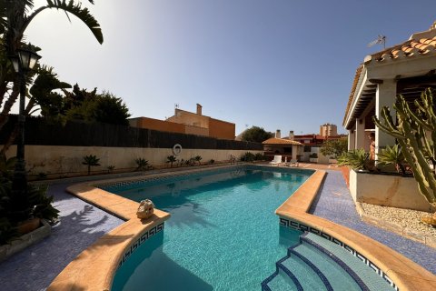 Villa pārdošanā La Manga del Mar Menor, Murcia, Spānijā 5 istabas, 637 m2 Nr. 139528 - attēls 3