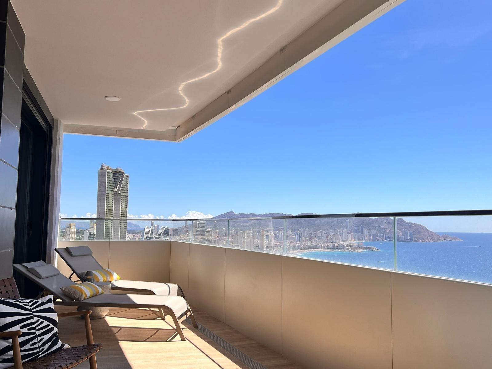 Apartment in Benidorm, Alicante, Spain 3 bedrooms, 130 sq.m. No. 139525