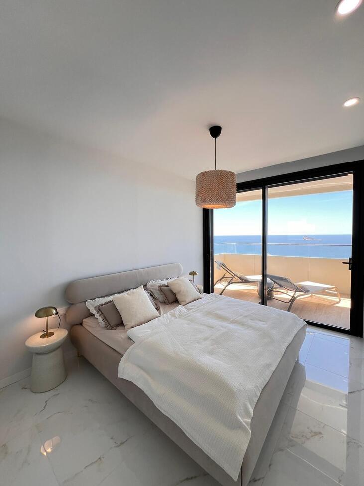Apartamento en Benidorm, Alicante, España 3 dormitorios,  No. 139526
