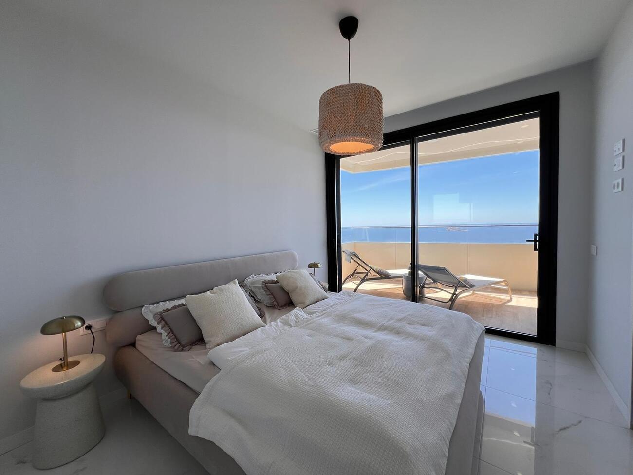 Apartamento en Benidorm, Alicante, España 3 dormitorios,  No. 139526