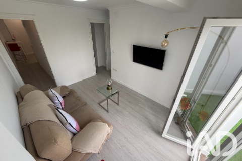 Продажа пентхауса в Аликанте, Испания 2 спальни, 50м2 №195104 - фото 8