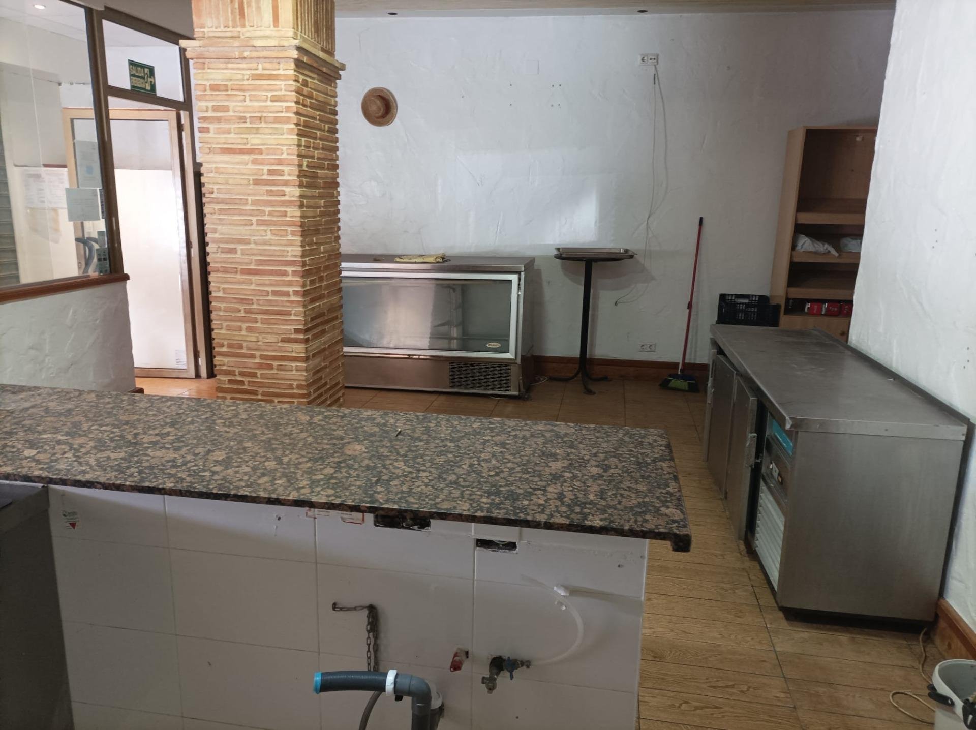 Liikekiinteistö Guardamar del Segura, Alicante, Espanja 83 m2 No. 183895