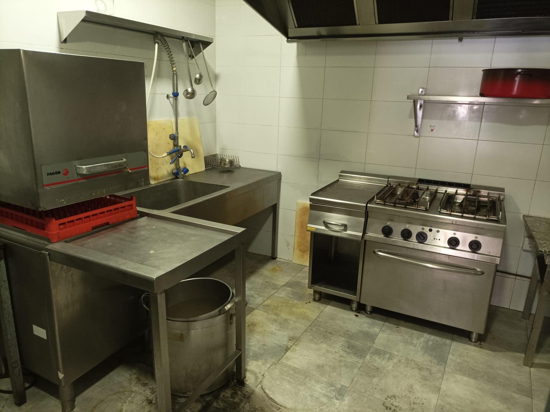 Liikekiinteistö Guardamar del Segura, Alicante, Espanja 83 m2 No. 183895