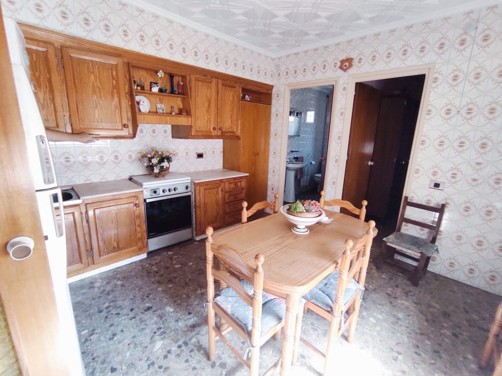 Hus i Dolores, Alicante, Spanien 3 sovrum, 225 kvm. Nr. 183897