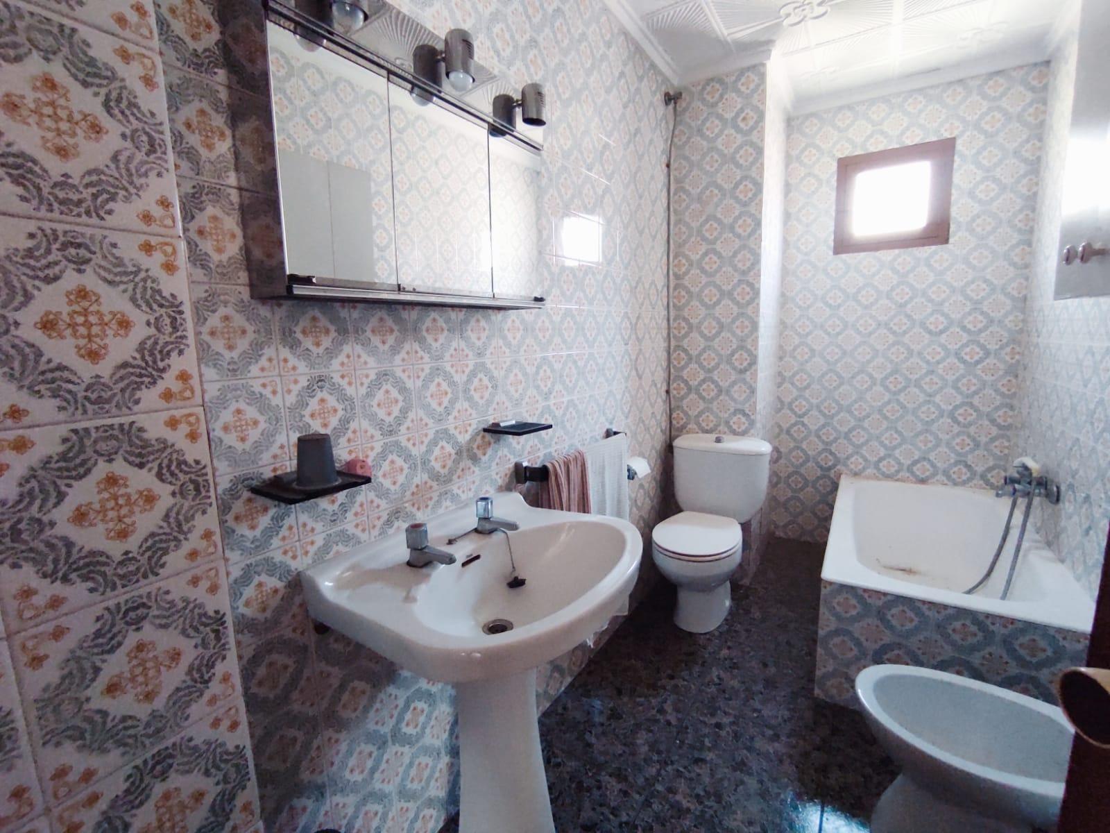 Hus i Dolores, Alicante, Spanien 3 sovrum, 225 kvm. Nr. 183897