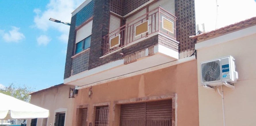 House in Dolores, Alicante, Spanien 3 Schlafzimmer, 225 m2 Nr. 183897