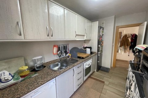 Apartment for sale in Guardamar del Segura, Alicante, Spain 3 bedrooms, 105 sq.m. No. 183898 - photo 17
