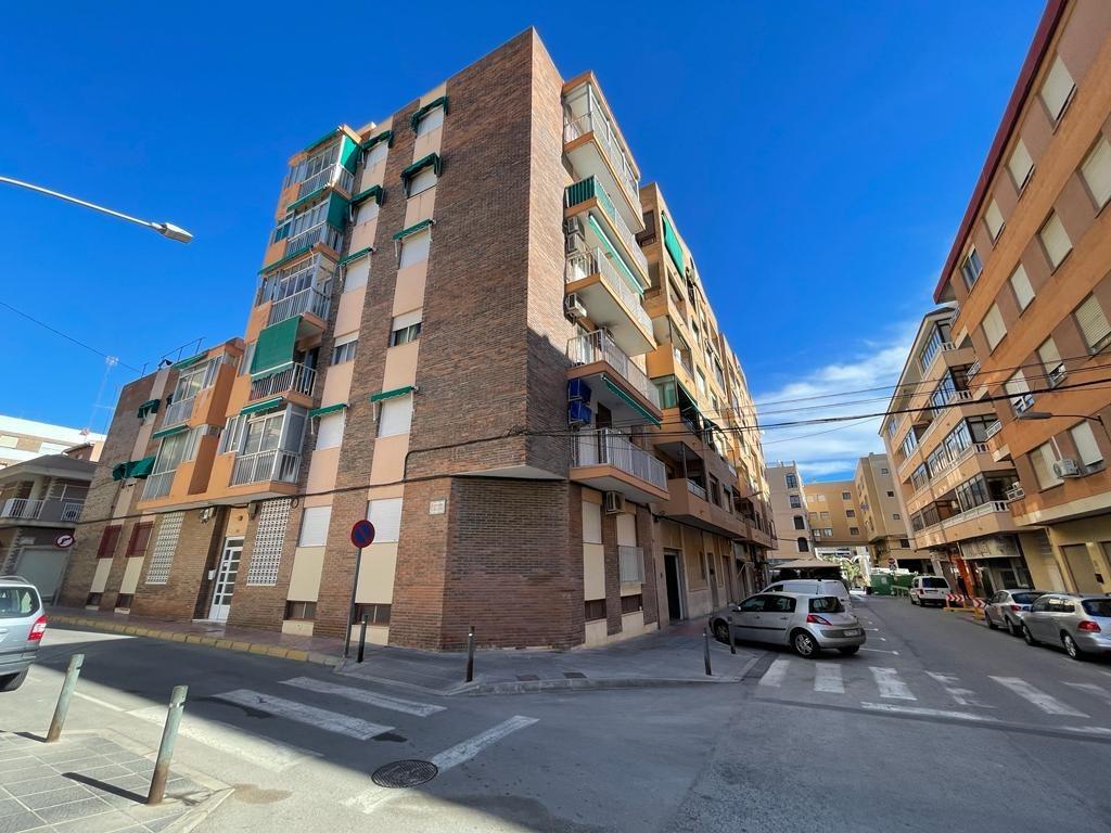 Apartamento en Guardamar del Segura, Alicante, España 3 dormitorios, 105 m2 No. 183898