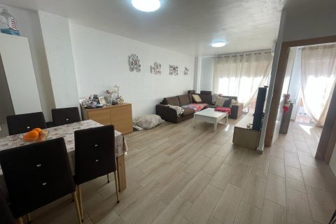 Apartment for sale in Guardamar del Segura, Alicante, Spain 3 bedrooms, 105 sq.m. No. 183898 - photo 5