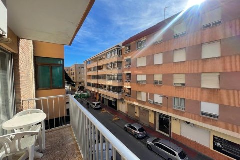 Apartment for sale in Guardamar del Segura, Alicante, Spain 3 bedrooms, 105 sq.m. No. 183898 - photo 15
