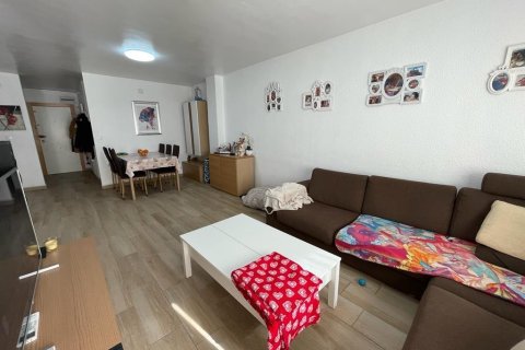 Apartment for sale in Guardamar del Segura, Alicante, Spain 3 bedrooms, 105 sq.m. No. 183898 - photo 4