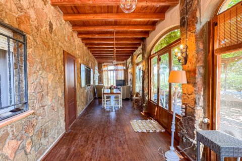 Casa adosada en venta en Segorbe, Castellón, España 5 dormitorios, 426 m2 No. 149696 - foto 15