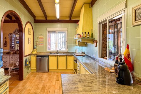 Casa adosada en venta en Segorbe, Castellón, España 5 dormitorios, 426 m2 No. 149696 - foto 13