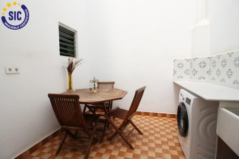 Kamienica w Meliana, Valencia, Hiszpania 3 sypialnie, 450 mkw. nr 149695 – zdjęcie 11