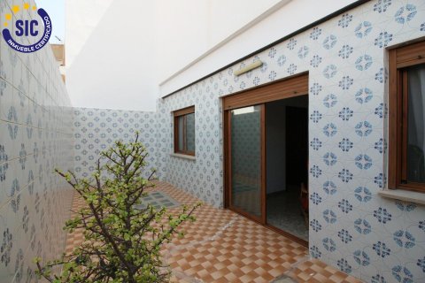 Kamienica w Meliana, Valencia, Hiszpania 3 sypialnie, 450 mkw. nr 149695 – zdjęcie 24