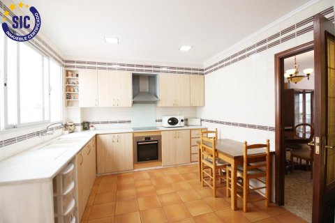 Kamienica w Meliana, Valencia, Hiszpania 3 sypialnie, 450 mkw. nr 149695 – zdjęcie 7