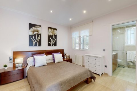 Villa en venta en Vilamarxant, València, España 7 dormitorios, 400 m2 No. 149694 - foto 3