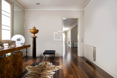 Wohnung zur Miete in Barcelona, Spanien 3 Schlafzimmer, 230 m2 Nr. 151019 - Foto 18