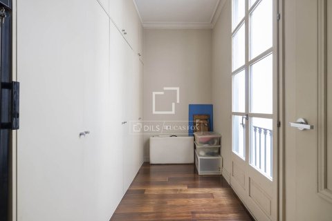 Wohnung zur Miete in Barcelona, Spanien 3 Schlafzimmer, 230 m2 Nr. 151019 - Foto 24