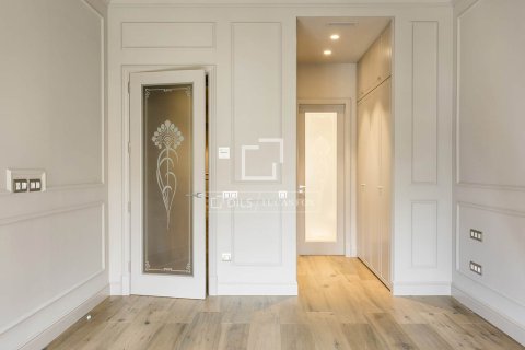 Wohnung zur Miete in Barcelona, Spanien 3 Schlafzimmer, 203 m2 Nr. 151017 - Foto 26