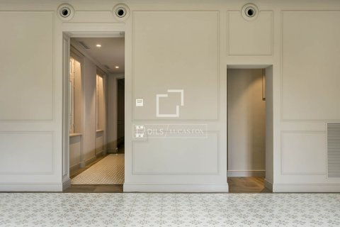 Wohnung zur Miete in Barcelona, Spanien 3 Schlafzimmer, 203 m2 Nr. 151017 - Foto 10