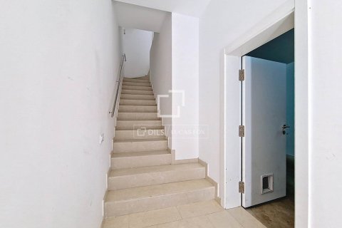 Huvila vuokrattavana Vilanova i la Geltru, Barcelona, Espanja, 4 makuuhuonetta, 220 m2 No. 151015 - kuva 5