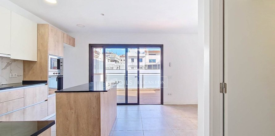 Huvila Vilanova i la Geltru, Barcelona, Espanja 4 makuuhuonetta, 220 m2 No. 151015