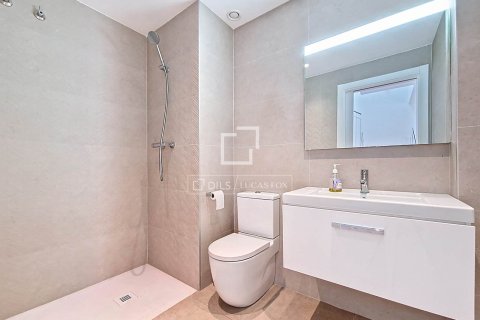 Huvila vuokrattavana Vilanova i la Geltru, Barcelona, Espanja, 4 makuuhuonetta, 220 m2 No. 151015 - kuva 17