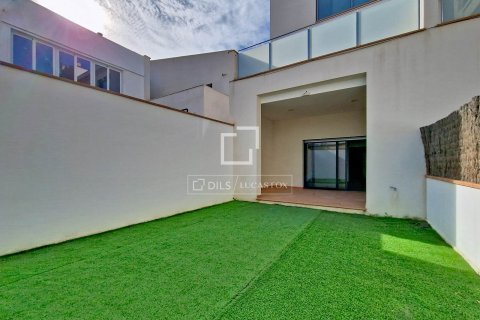 Huvila vuokrattavana Vilanova i la Geltru, Barcelona, Espanja, 4 makuuhuonetta, 220 m2 No. 151015 - kuva 14