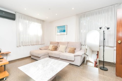 Villa in affitto a Gava, Barcelona, Spagna 5 camere da letto, 243 mq. N° 151020 - foto 4