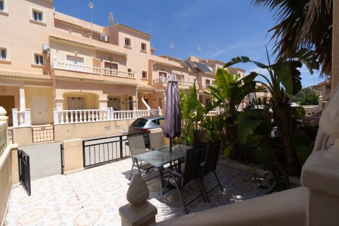 Townhouse zum Verkauf in Playa Flamenca II, Alicante, Spanien 3 Schlafzimmer, 85 m2 Nr. 189800 - Foto 2