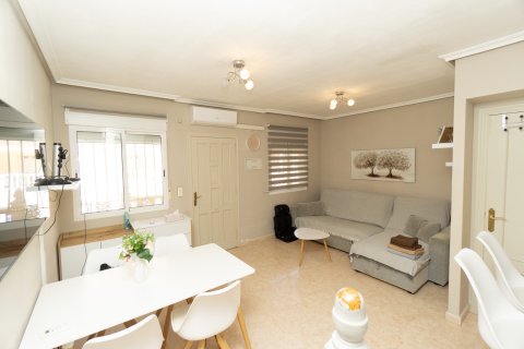 Townhouse zum Verkauf in Playa Flamenca II, Alicante, Spanien 3 Schlafzimmer, 85 m2 Nr. 189800 - Foto 7