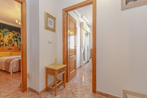 Townhouse for sale in La Zenia, Alicante, Spain 2 bedrooms, 96 sq.m. No. 189798 - photo 23