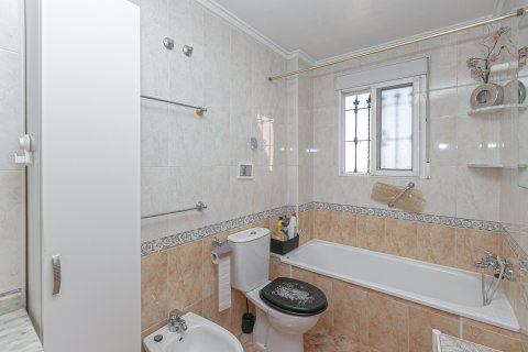 Townhouse for sale in La Zenia, Alicante, Spain 2 bedrooms, 96 sq.m. No. 189798 - photo 24