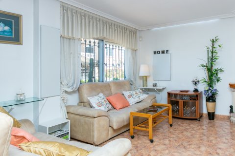 Townhouse for sale in La Zenia, Alicante, Spain 2 bedrooms, 96 sq.m. No. 189798 - photo 4